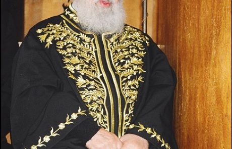 מרן הרב עובדיה יוסף זצוק"ל פאה נכרית מותרת או אסורה