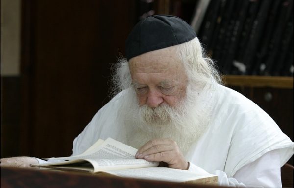 חשיפה – מרן הגר"ח קנייבסקי פאה במראה טבעי אסורה! וידאו